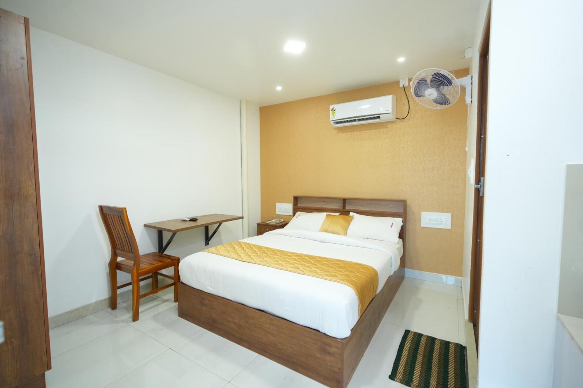 فندق Amsher Suit Lulu Mall Road Kochi المظهر الخارجي الصورة